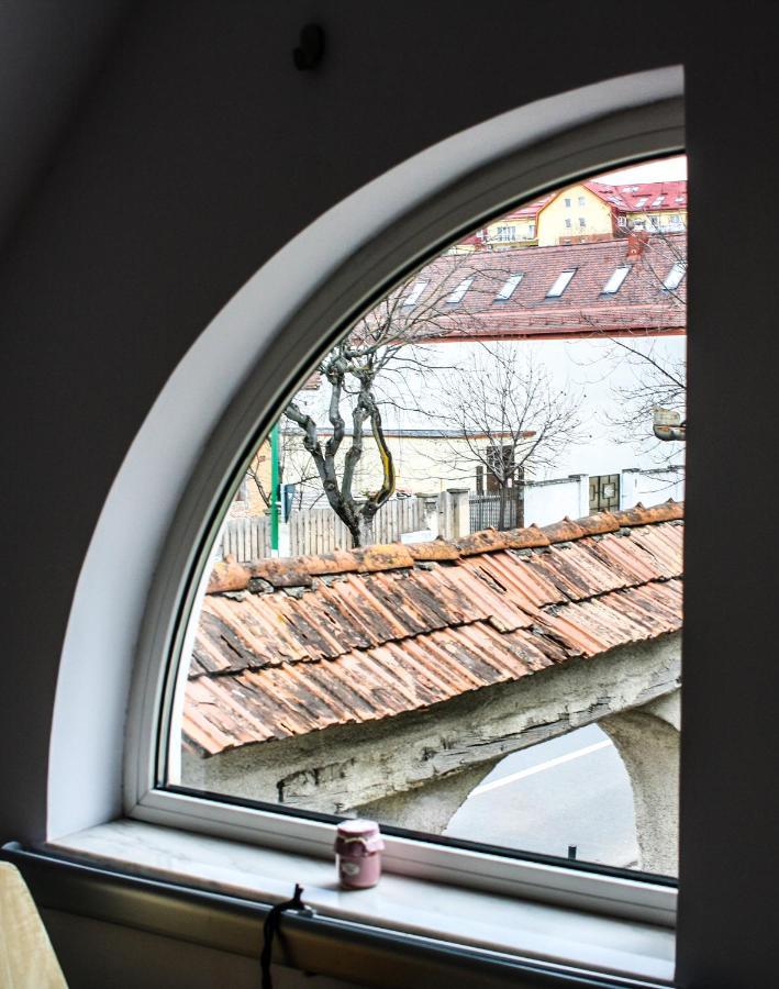 Split Crib - Chill Studio In Historic Брашов Екстер'єр фото